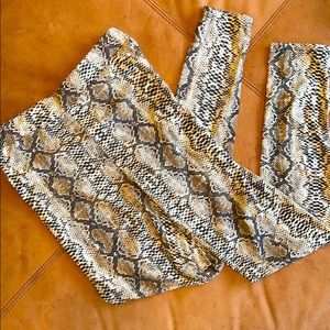 NWOT Snake Print Leggings